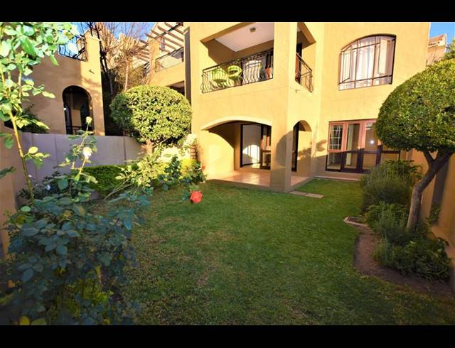 1 BEDROOM APARTMENT FOR SALE IN LONEHILL